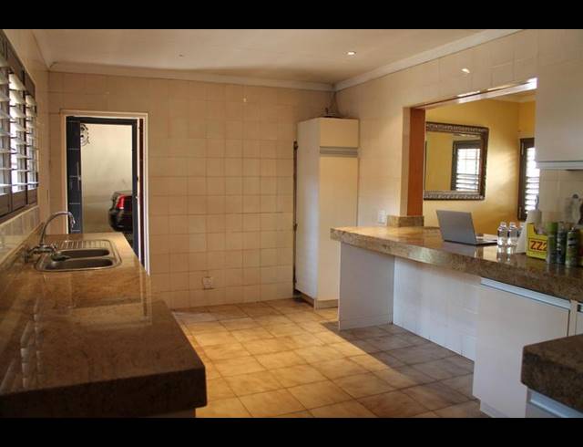 4 BEDROOM HOUSE FOR SALE IN BEDFORDVIEW